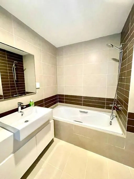 Biggest And Luxurious 3Brs Rivergate Residence Ho Chi Minh City Apartment